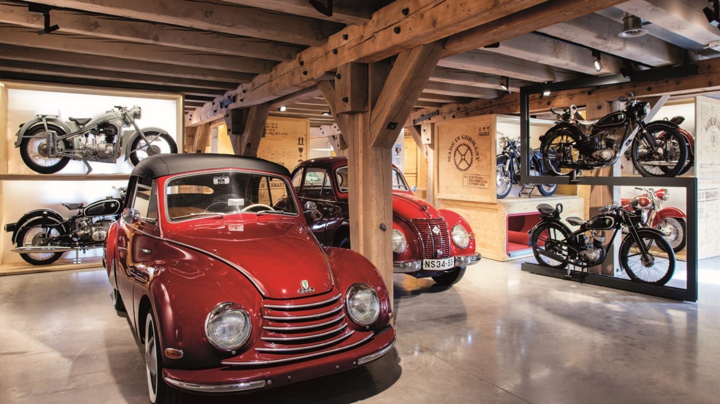 Vintage car museum increases efficiency with central data management from Microsoft Dynamics 365 for Sales and Sycor