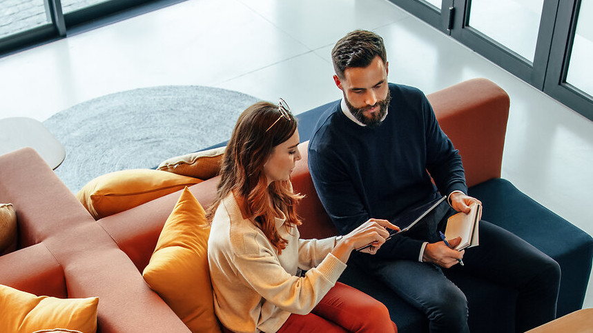 CRM-Teams im Spagat zwischen Alt- und Neusystem – Überlastung vermeiden mit flexibler Unterstützung durch Sycor