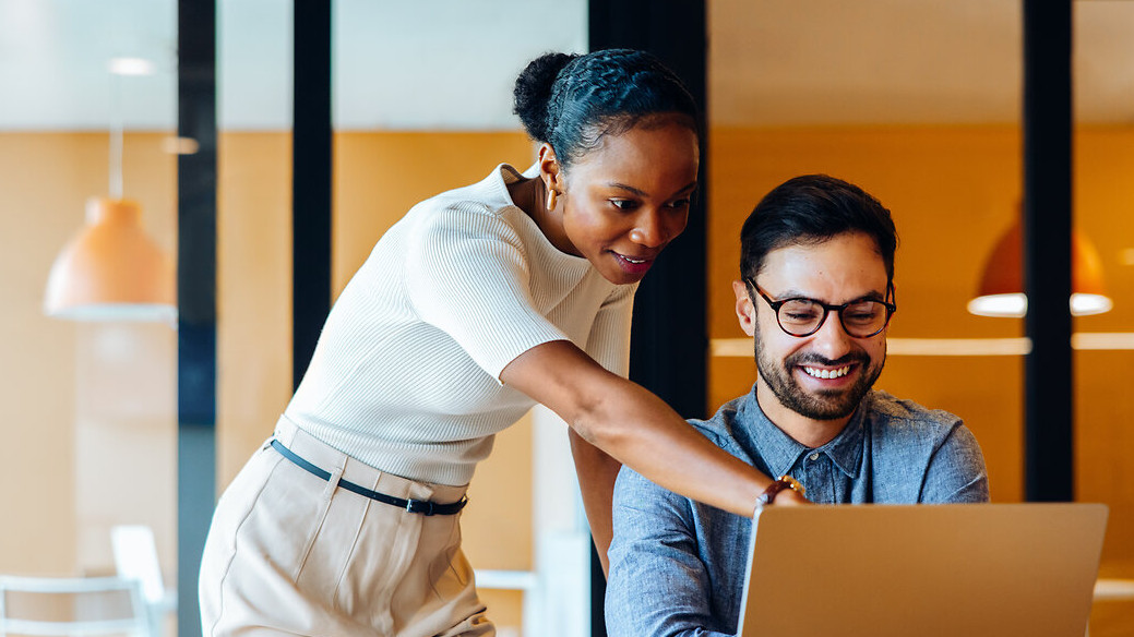 CRM-Teams im Spagat zwischen Alt- und Neusystem – Überlastung vermeiden mit flexibler Unterstützung durch Sycor